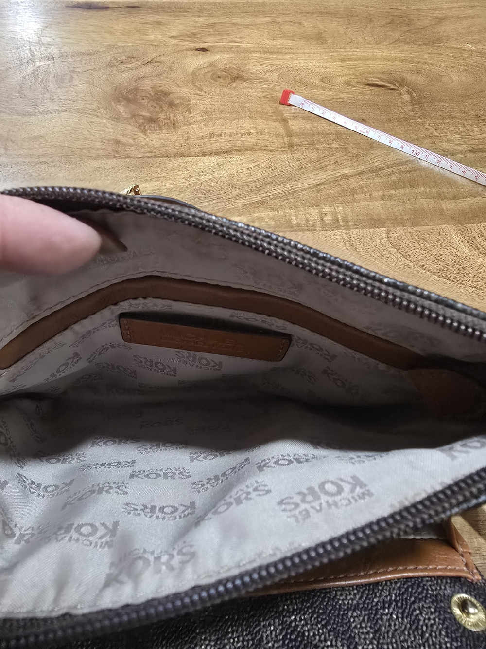 Michael Kors Brown Monogram Crossbody with Tan Strap and Gold Logo - Picture 4 of 6